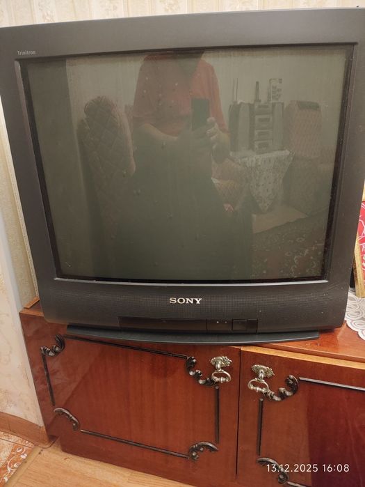 Продам телевізор Sony KV-25M2K