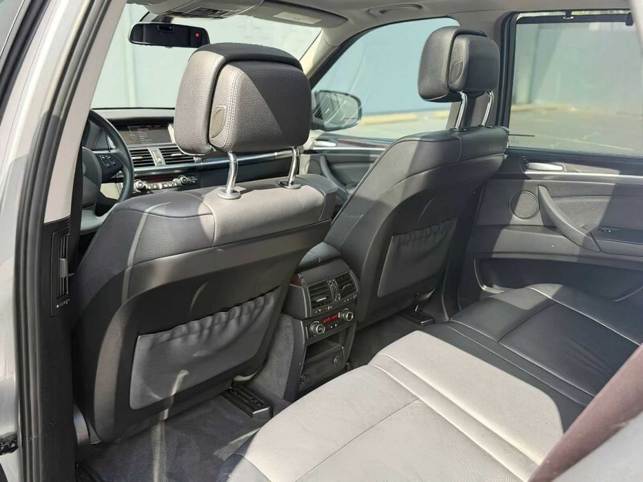 BMW X5 xDrive35d      2013