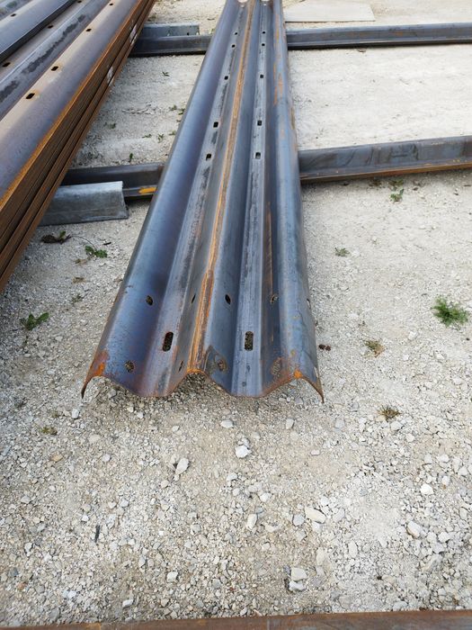 Bariera drogowa okólnik kojec płot zapora