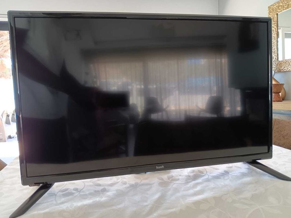 Televisor Kunft 28 Polegadas