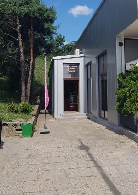 Odstąpię w pełni wyposażony lokal produkcyjno -handlowy -cukienictwo