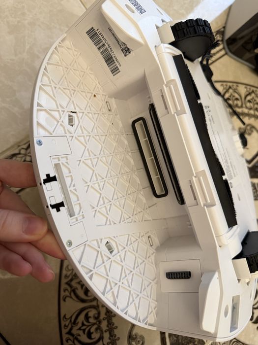 Робот-пилосос миючий Philips XU2000