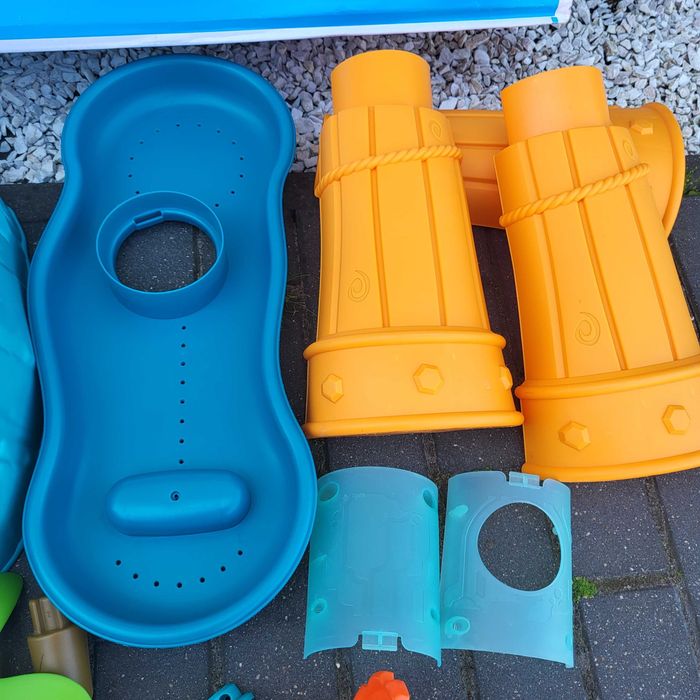 Stolik wodny little tikes