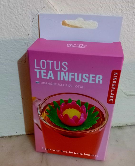 Infusor de Chá Kikkerland Flor de Lótus