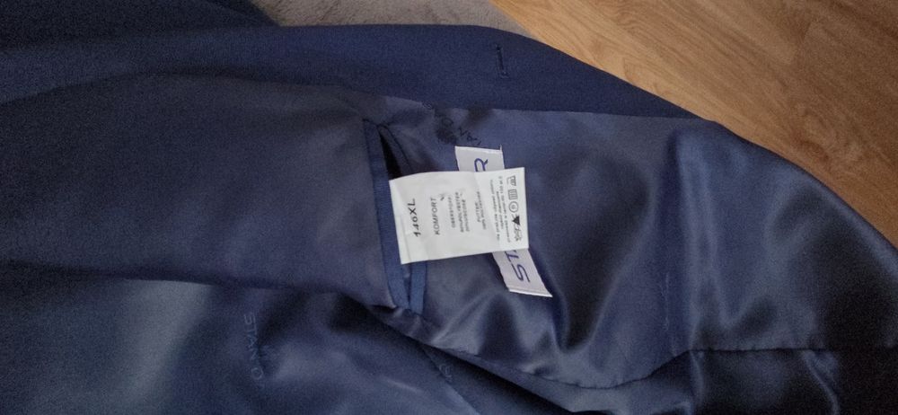 Garnitur komunijny rozmiar 146 xl