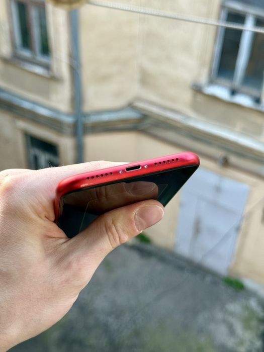 Iphone 11 red 64GB
