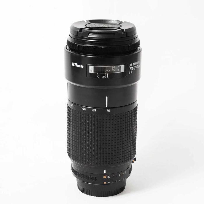 Об'єктив Nikon AF Nikkor 70-210mm f/4