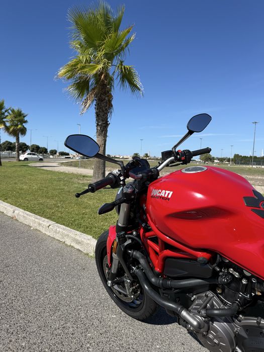 Ducati Monster 821