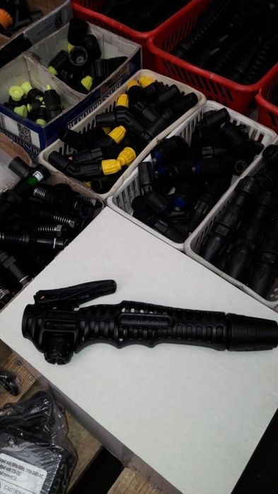 Запчастини до оприскувачів