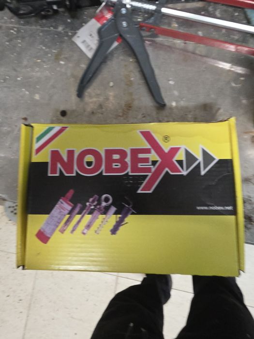 Buchas metalicas de borboleta