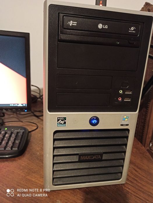 Torre Athlon Dual Core