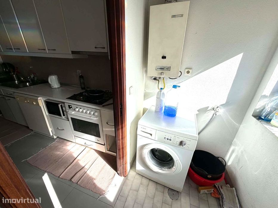 QUARTO INDIVIDUAL 250€ + 50€ Despesas