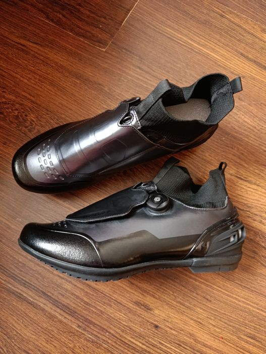 Buty sportowe męskie rowerowe 44