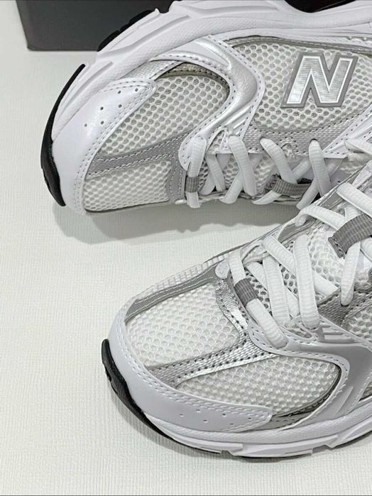 New Balance NB MR530 AD Srebrny r.39.5