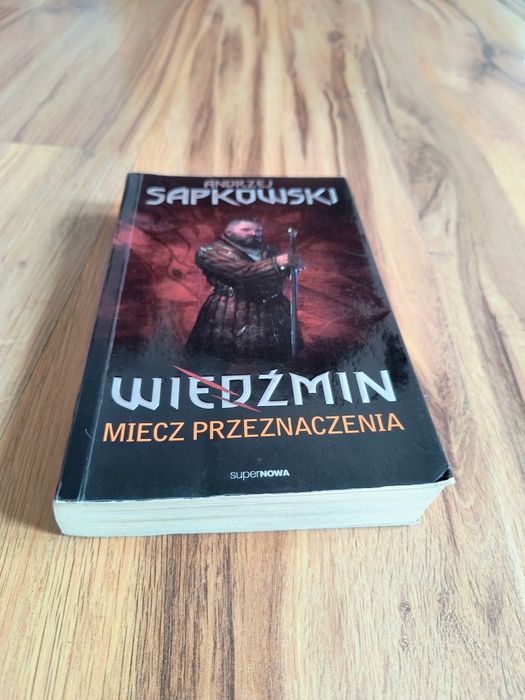 #519 Wiedźmin miecz przeznaczenia czerwona seria