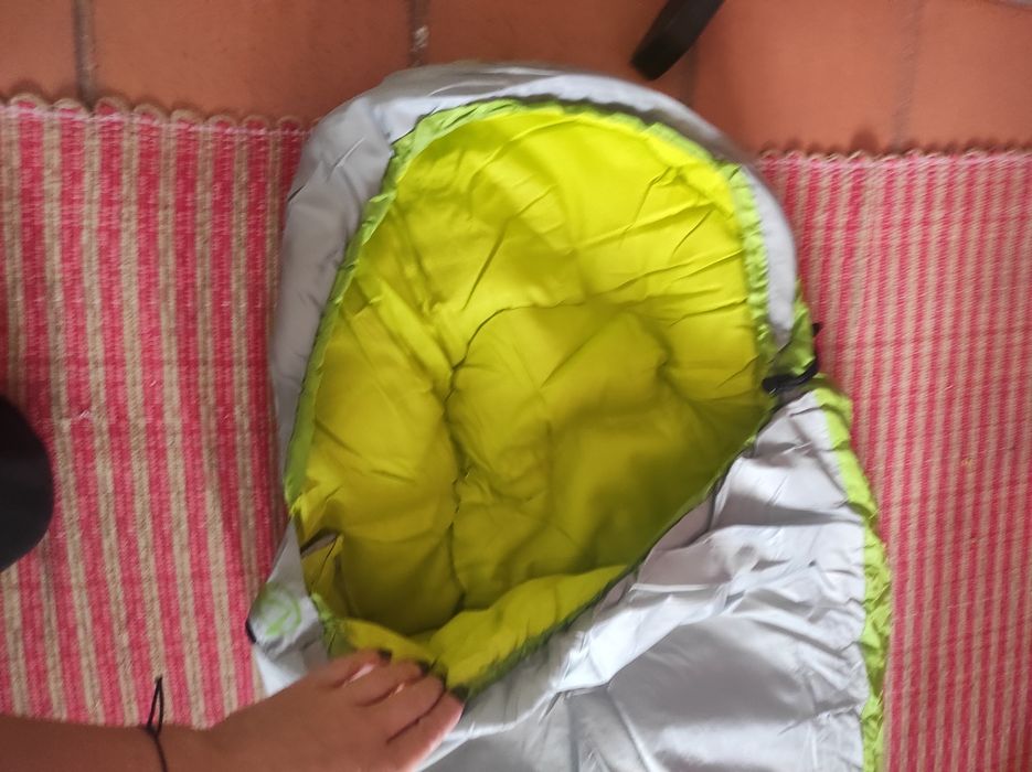 Saco cama criança novos Berg