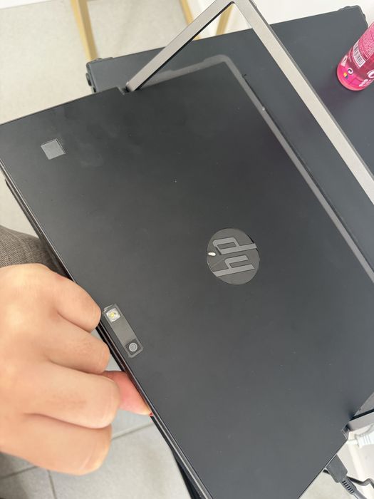 HP Pro x2 612 G2 — 8 GB RAM | Intel Core i5