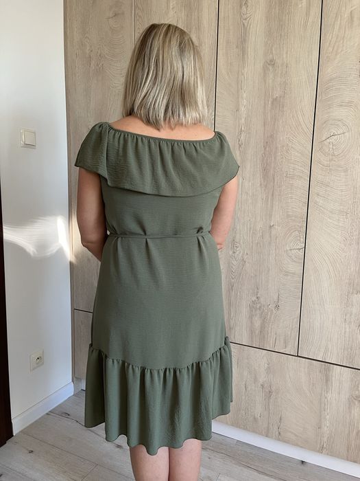 Sukienka hiszpanka khaki
