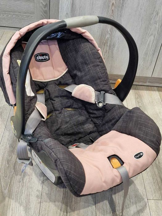 Дитяче автокрісло CHICCO 0-12 міс
