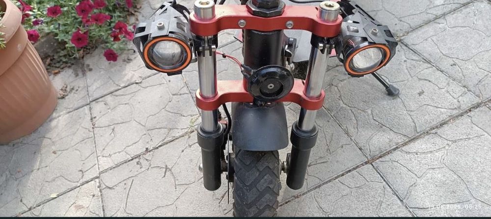 Полный привод (4000W) Обменяю/Продам самокат Tesla