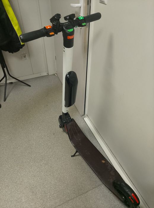 Hulajnoga elektryczna