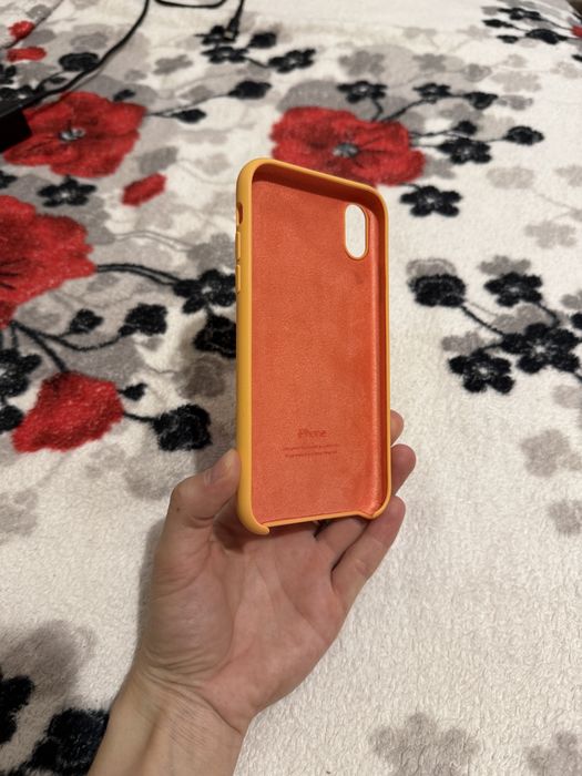 Чохол на айфон XR оранжевий