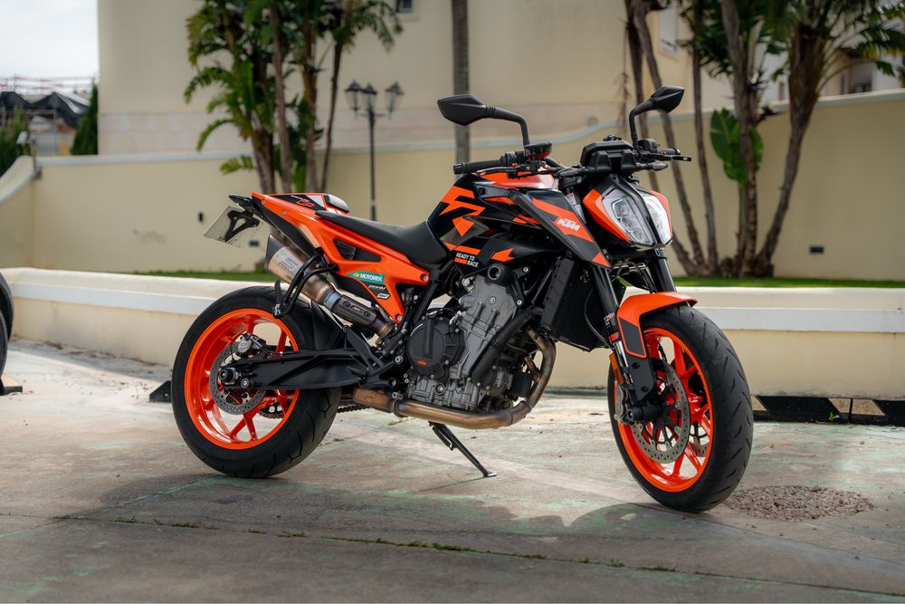 Ktm duke 890 gp