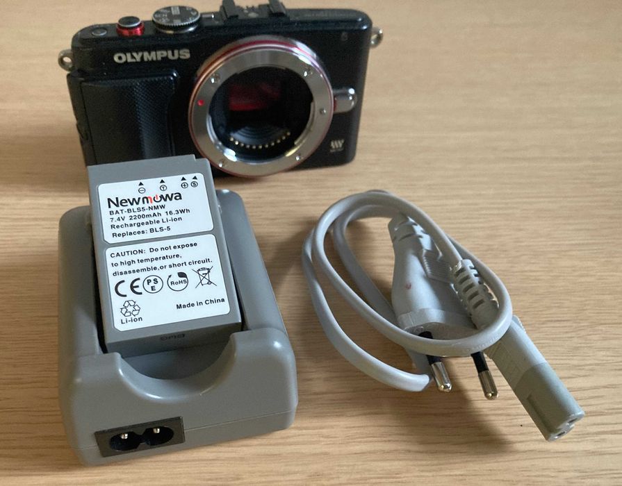 Olympus E-PL6 + Samyang 12mm F2.0 apenas 11.000 disparos