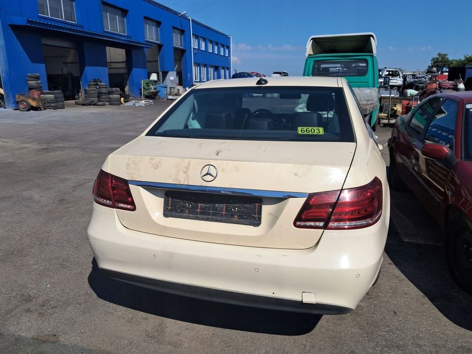 Mercedes W212 E-Klasa LIFT Klapa bagażnika SEDAN Lakier 623