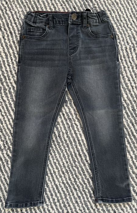 Dziecięce jeansy Zara 98 krój skinny tanio