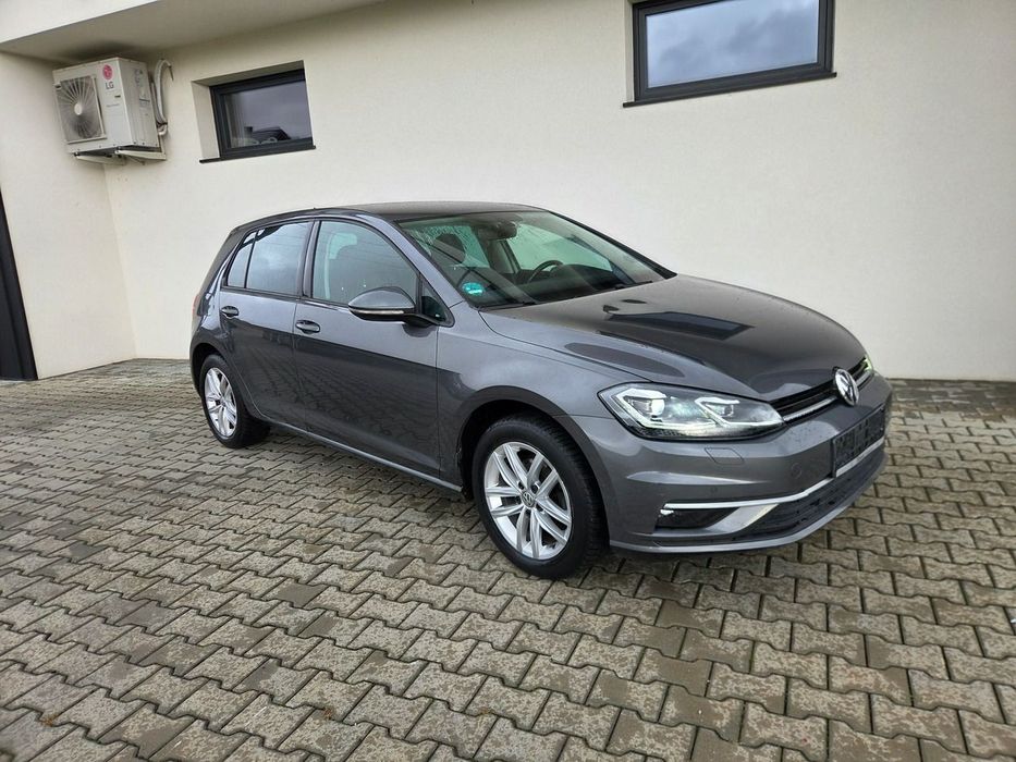 Volkswagen Golf LIFT * Full LED * klimatronic * PDC  *