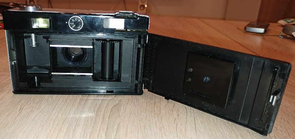 Aparat fotograficzny WILJA ABTO ZSRR z pokrowcem