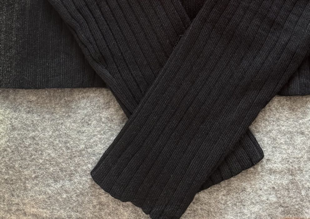 Кофтинка зі змійкою