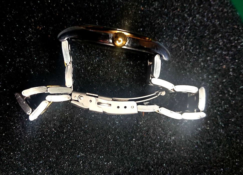 Zegarek Aerowatch Swiss 50M Sapphire Gold 41mm Slim Line Luminova Data