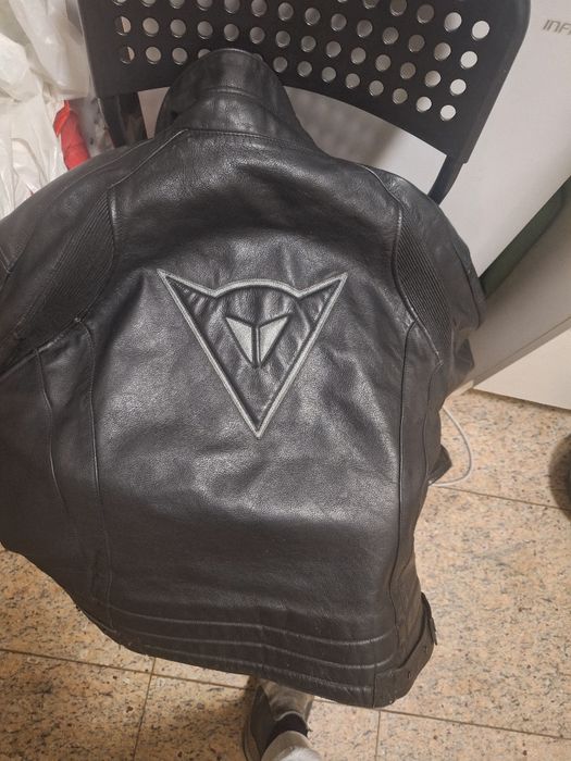 Blusao dainese em pele