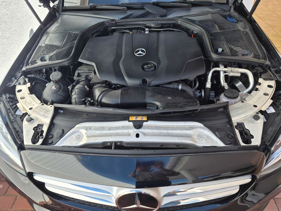 Mercedes Benz C 220D BlueTec Aut. 9G 2018 145.000Klms