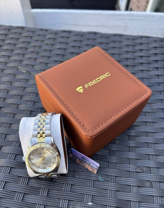 Годинник  FREDRIC