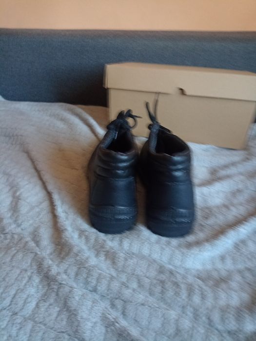 Buty trzewiki robocze