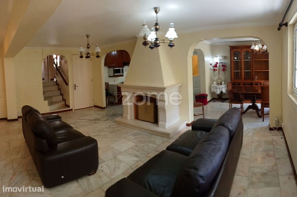 Moradia T4 Para Venda