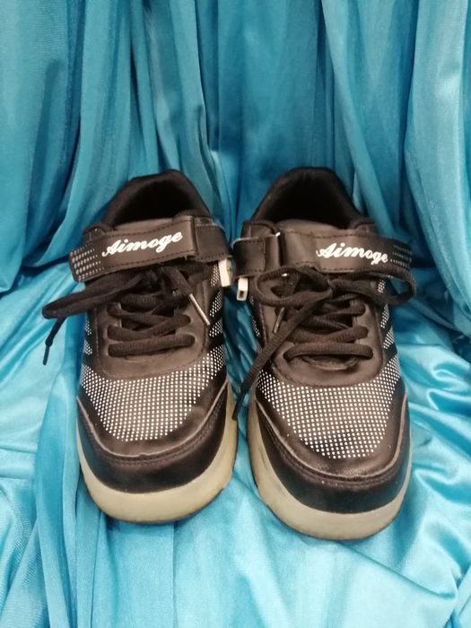 Adidasy Butorolki czarne rozmiar 34