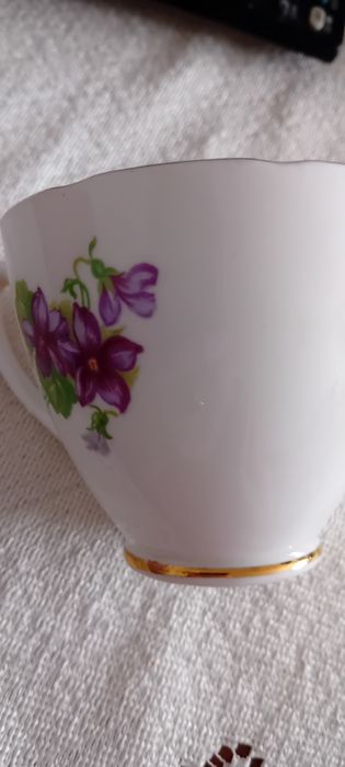 Angielska kostna porcelana filiżanka