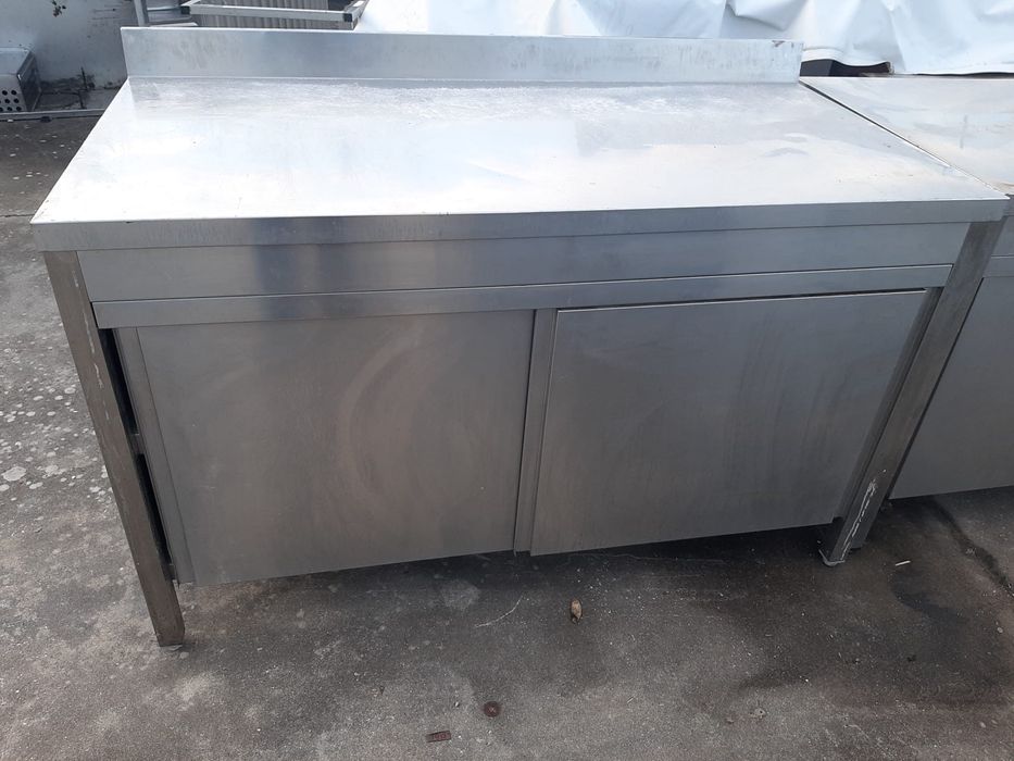 Bancada de inox fechada