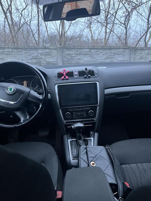 Автомобіль Шкода А5