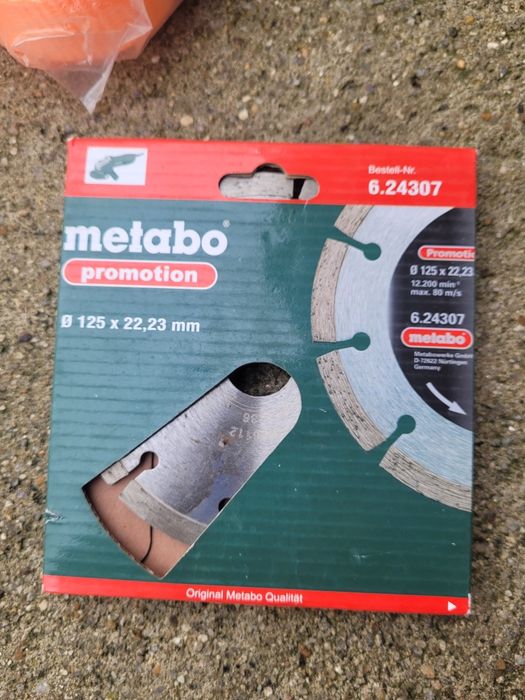 Discos  grandes e pequenosde pedra