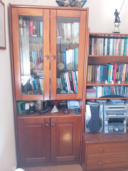 Móvel de sala usado em bom estado