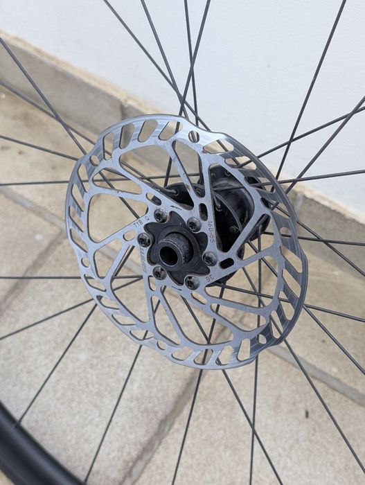 Rodas Bicicleta Estrada Giant PR-2 + Pneus Vittoria 700x28c + Discos + Cepo Shimano 12v