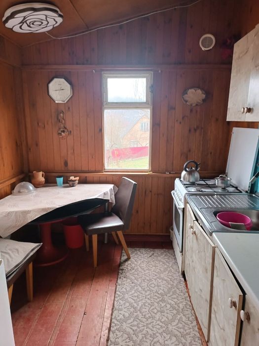 Дача зі всіма комунікаціями