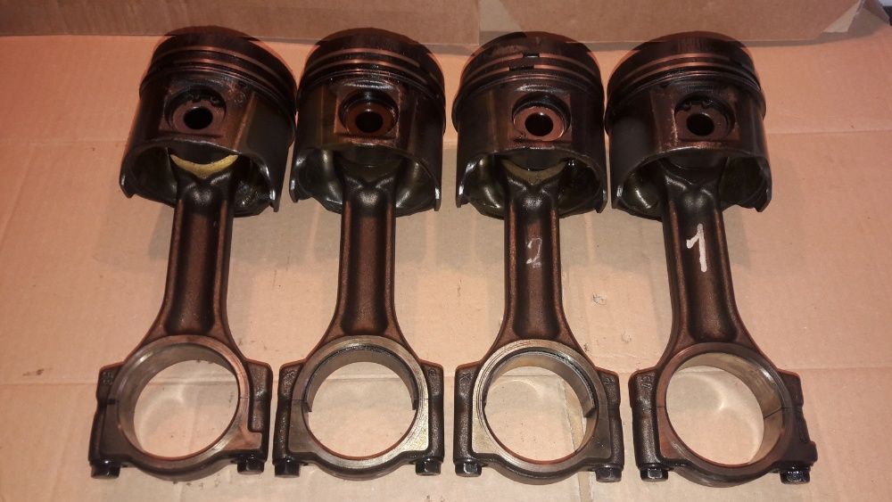 Поршень шатун поршня шатуни трафик виваро сценик trafic vivaro меган