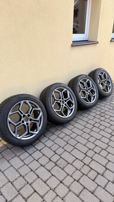 Oryginalne koła zimowe Kia XCeed 18” Pirelli 235/45 R18 + TPMS