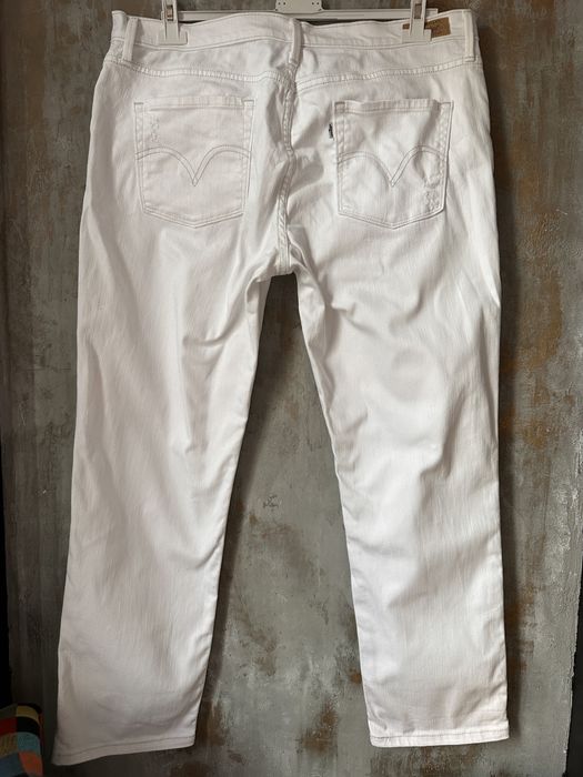 Levis białe proste jeansy 44 klasyczne